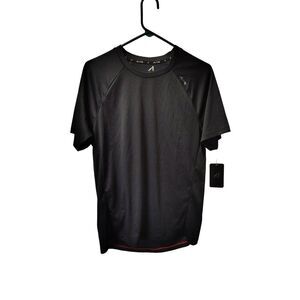 NWT Alive Men's Medium‎ Black Athletic Short Sleeve T-Shirt